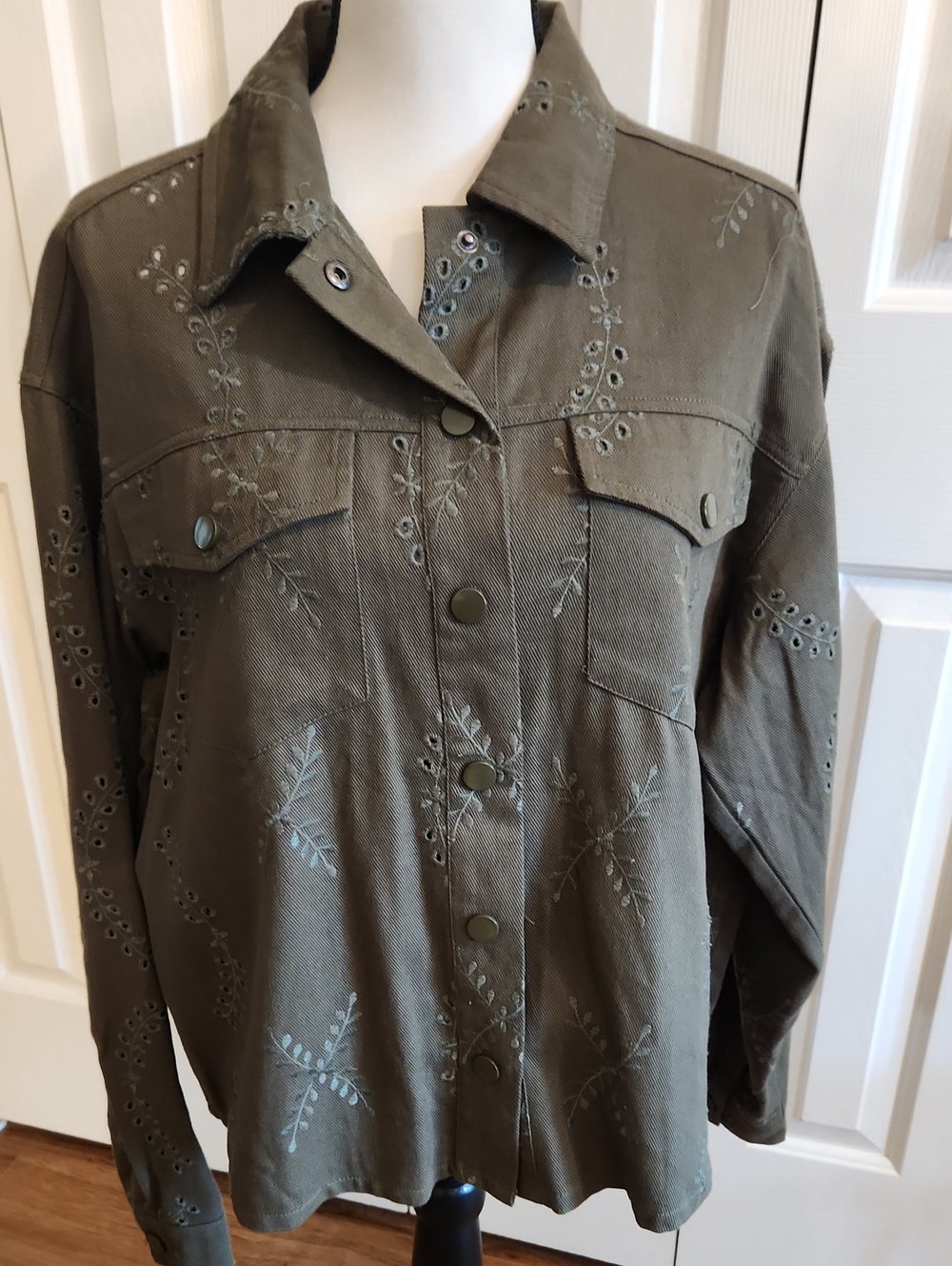 Solitaire Olive Green Eyelet-Embroidered Utility Jacket